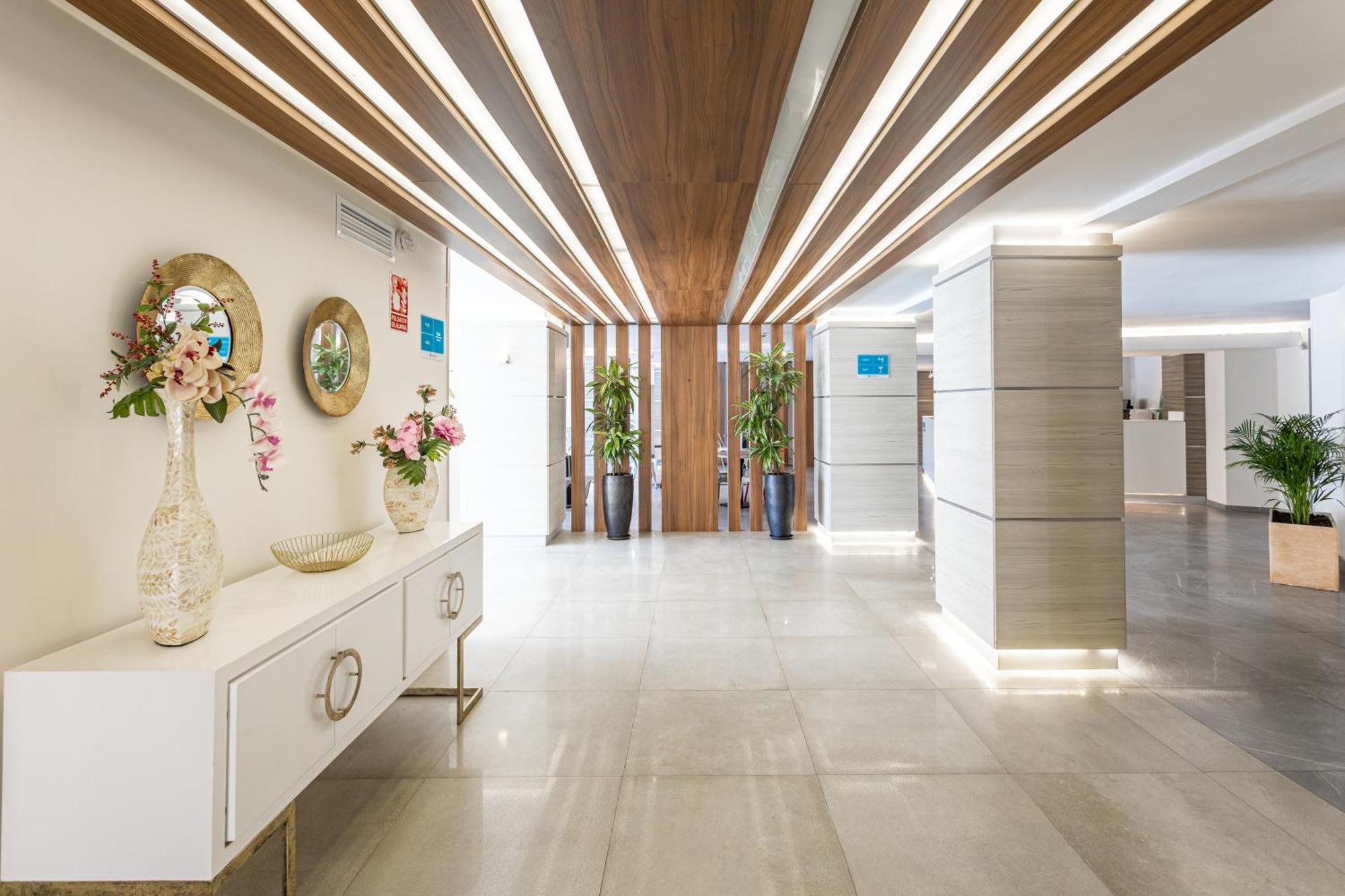 Veramar Aparthotel フエンヒロラ エクステリア 写真